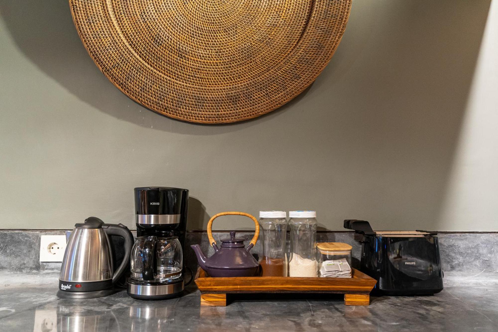 Tropical Oasis Of Calm In The Heart Of Seminyak, 4br Luisha Seminyak (Bali)