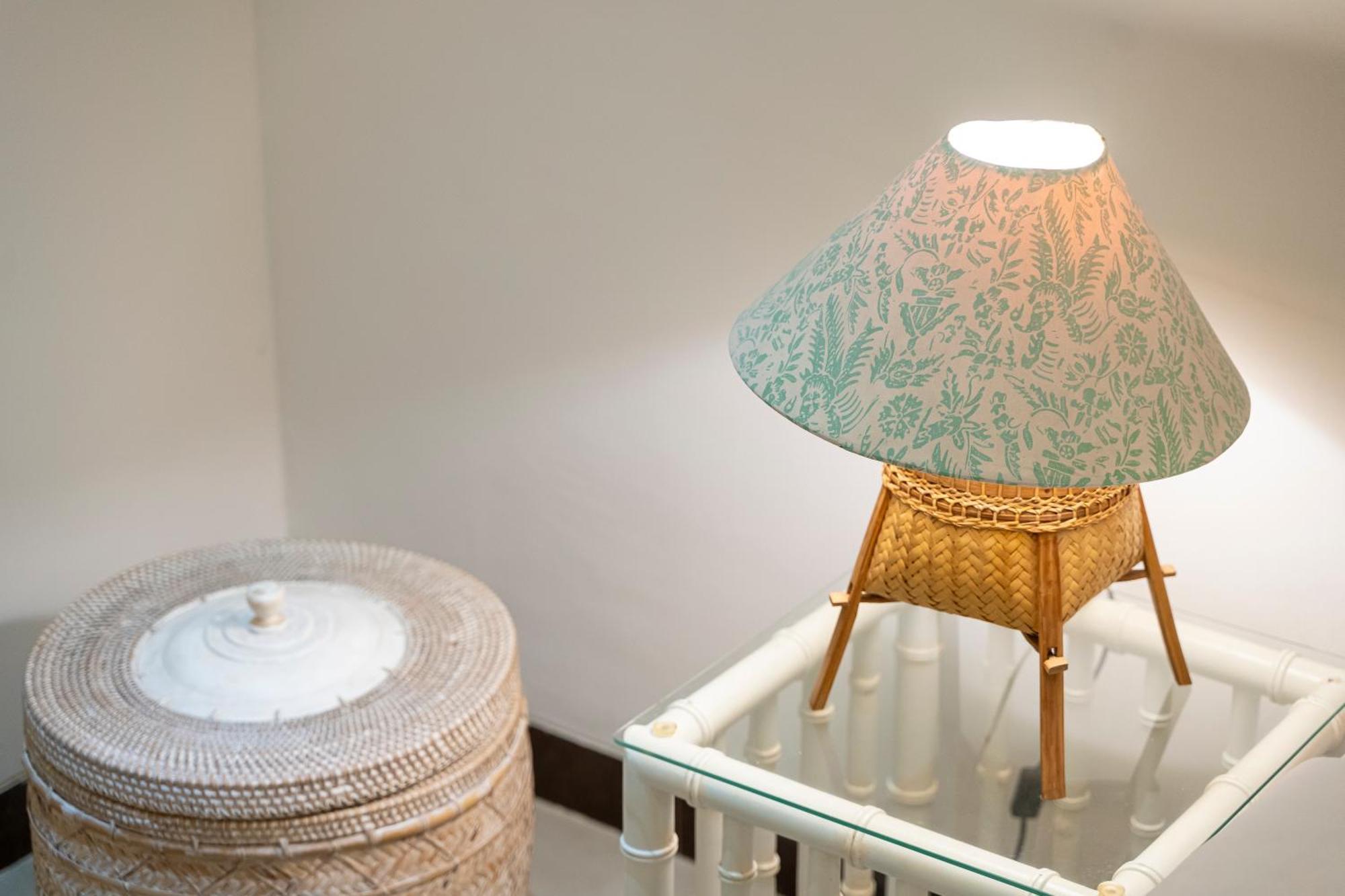 Tropical Oasis Of Calm In The Heart Of Seminyak, 4br Luisha *